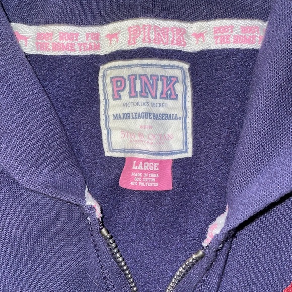 VS pink Red Sox sweatshirt - Picture 3 of 4